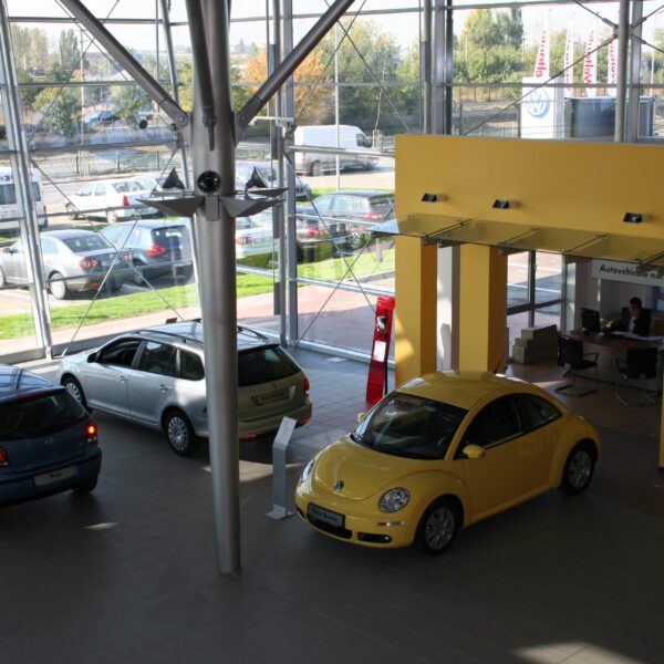 Showroom VW MIDOCAR Vitan scaled 1 1 600x600