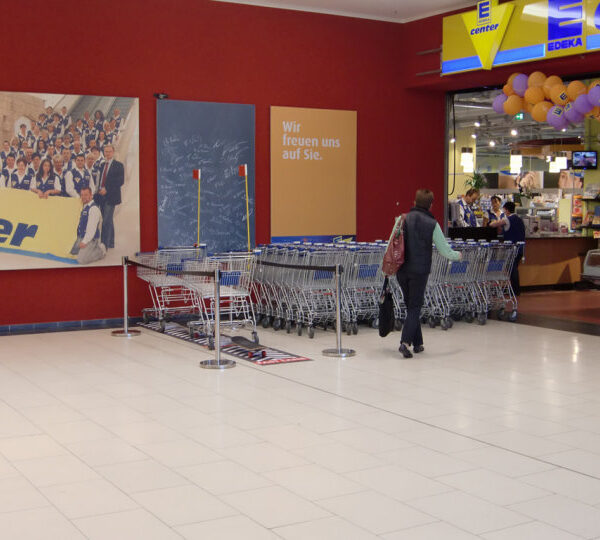 10 FAST LANE 600x540