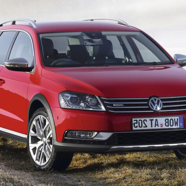 Passat alltrack red e1332843949260 600x600