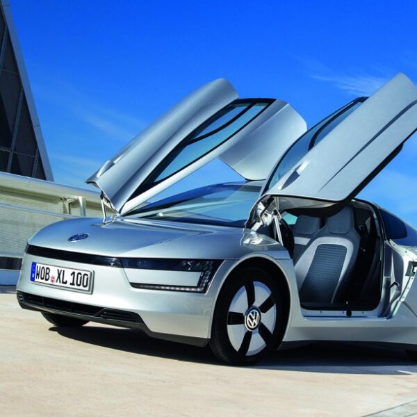 Volkswagen XL 1 serie 13 e1361862391910 600x600