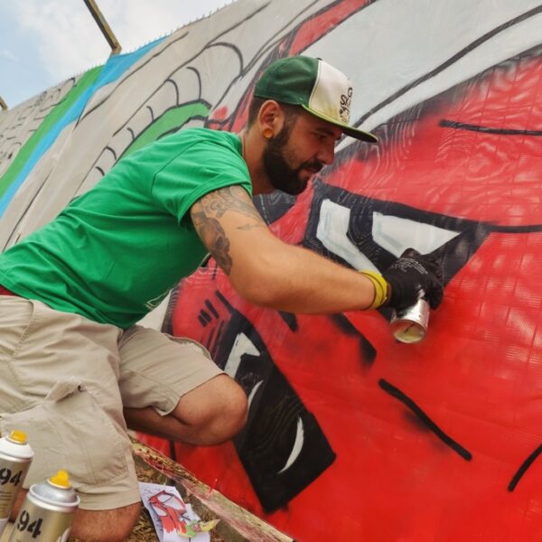 Graffiti Wrooom Wall 600x600