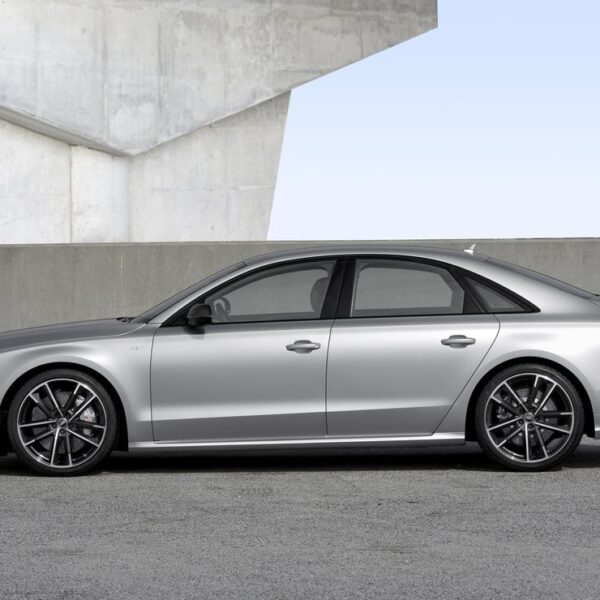 Audi S8 plus 05 600x600