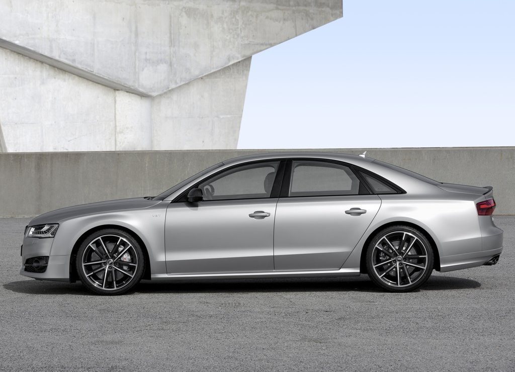 Audi S8 plus 05