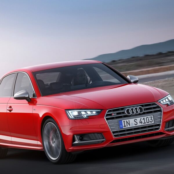 Audi S4 2017 1600x1200 wallpaper 03 600x600