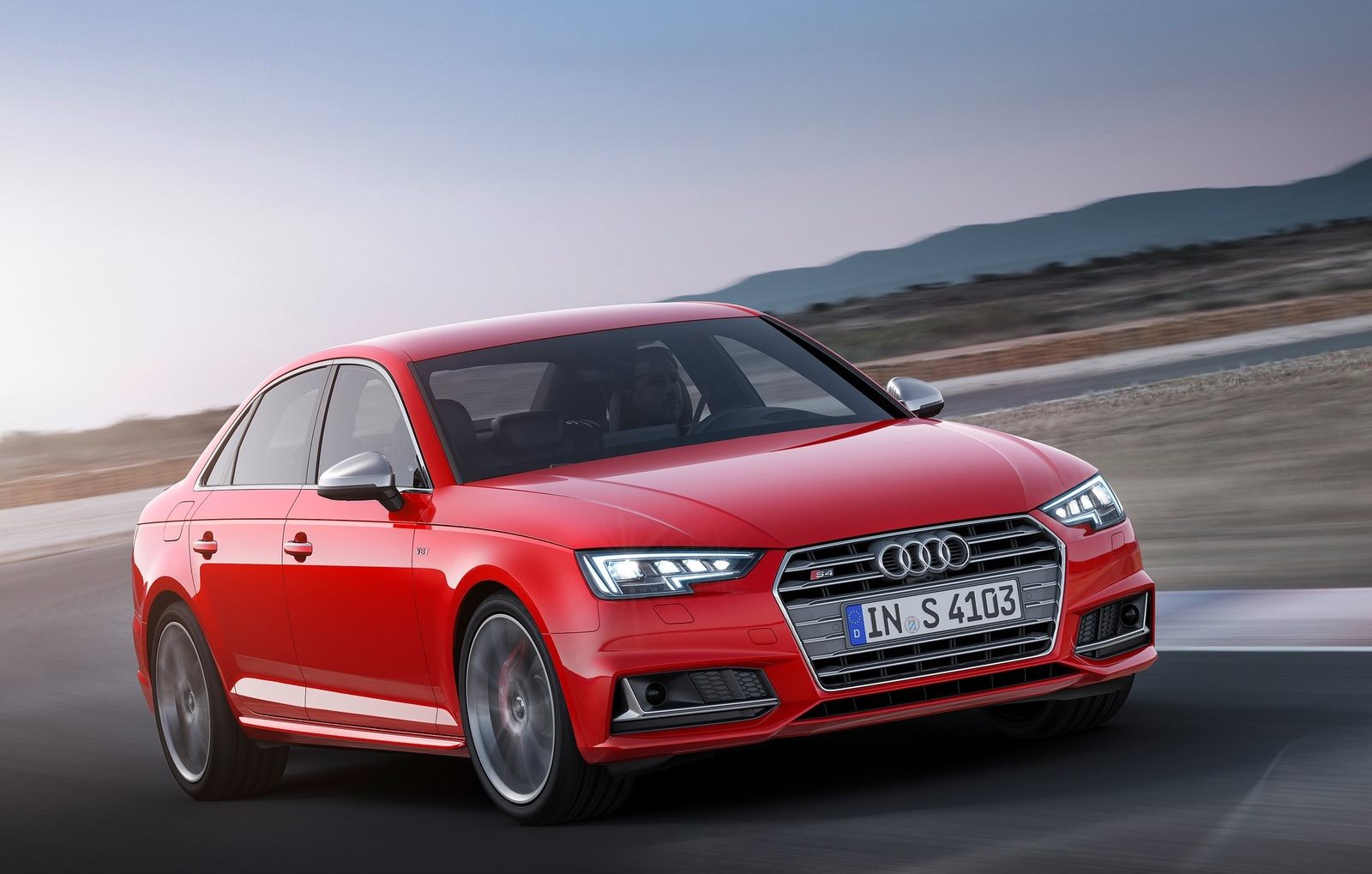 Audi S4 2017 1600x1200 wallpaper 03