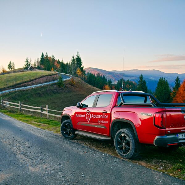 Volkswagen Amarok in inima apusenilor 600x600